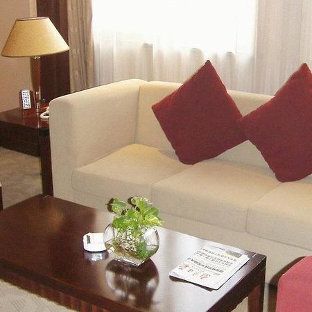 Grand Metro Hotel Nanking Zimmer foto